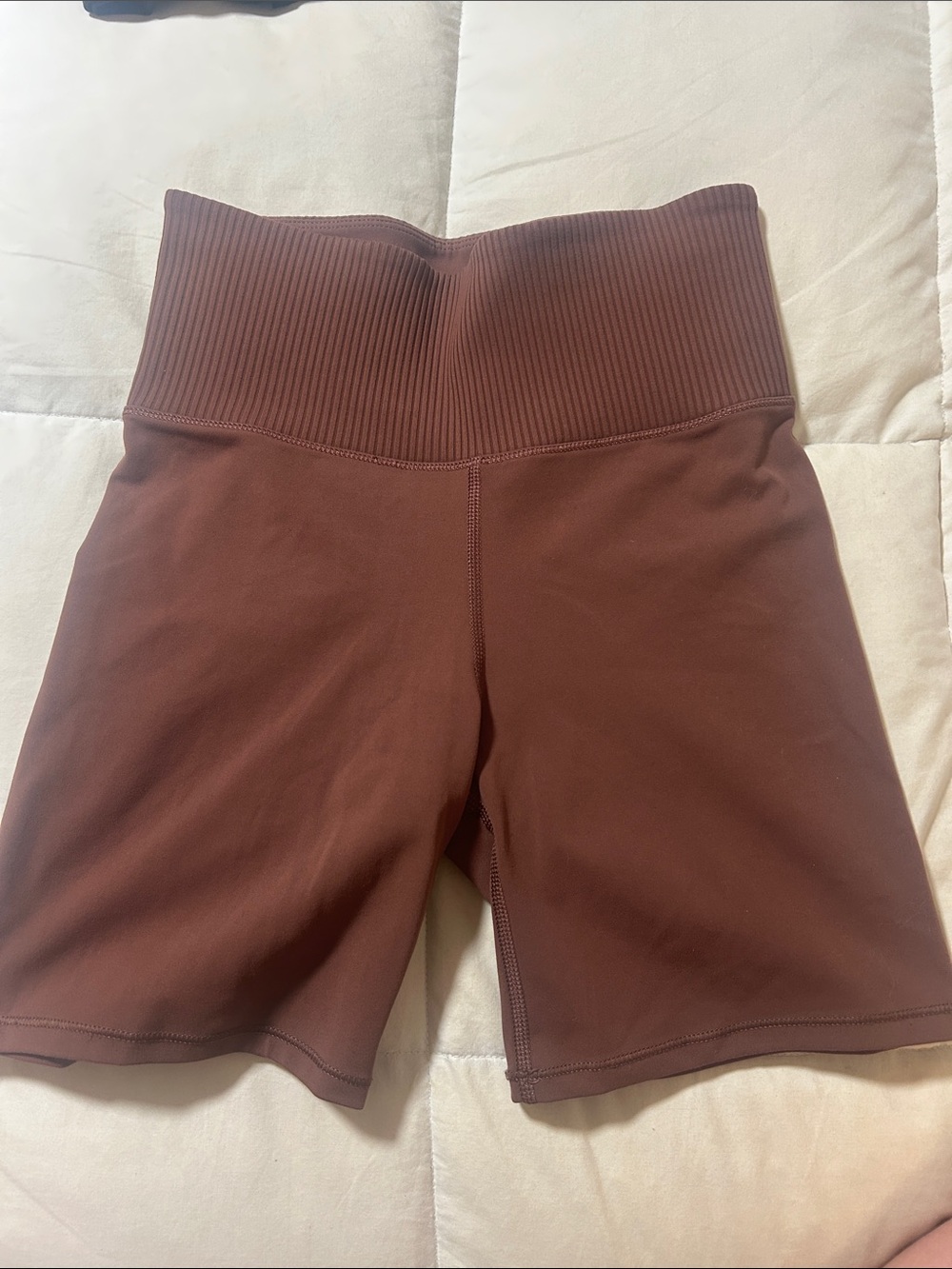 Vuori Ribbed High-Waist Bike Shorts - Brown